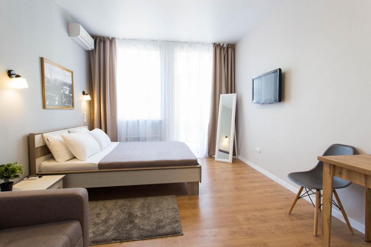 Cozy Apartment Beside Metro Yaroslava Mudroho, Universytet - Chernyshevska Str 95-6 Jarkov Exterior foto